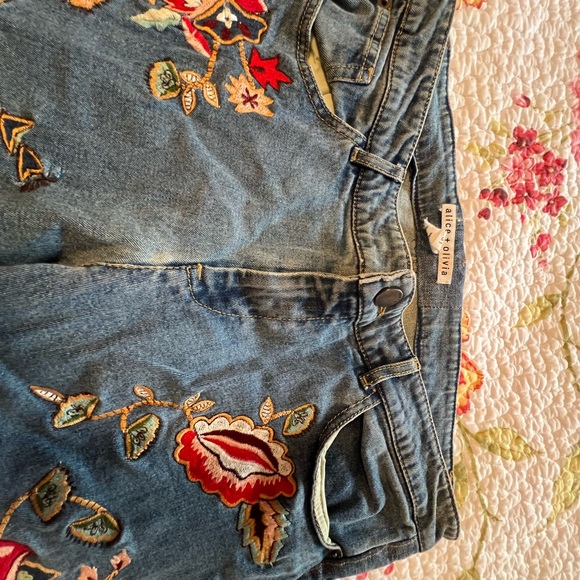 Alice + Olivia Denim with Floral Embroidered Accents Jeans - Picture 10 of 16